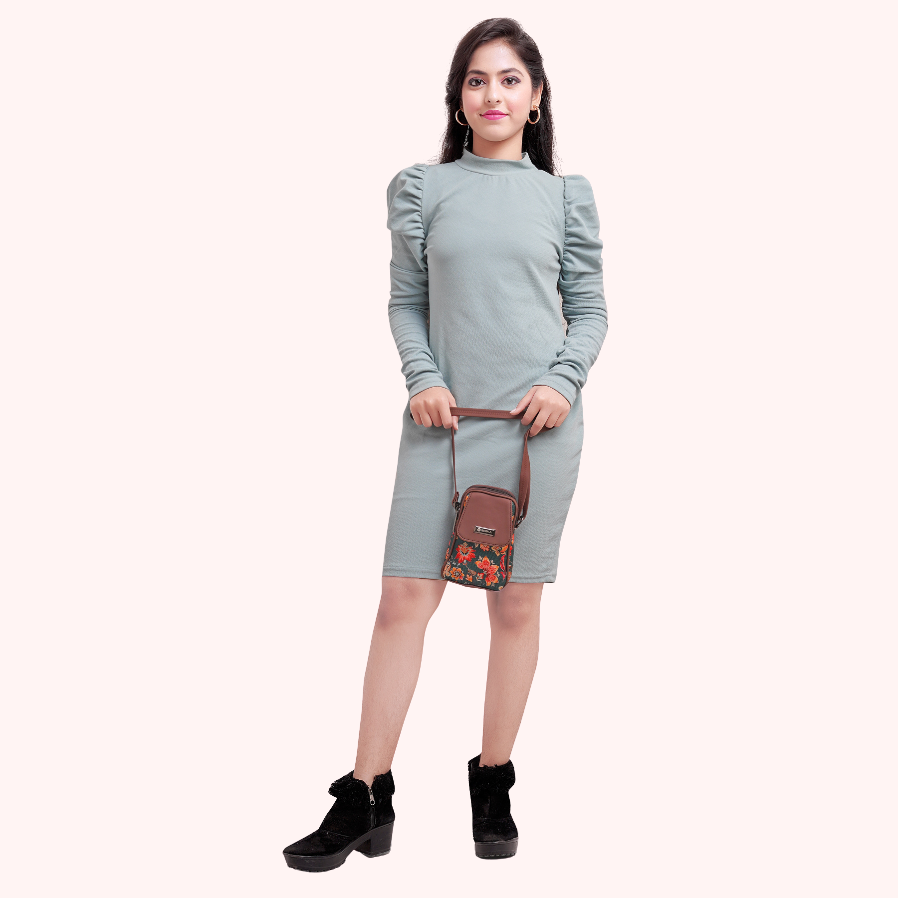 Shalimar Garden Mobile Pouch