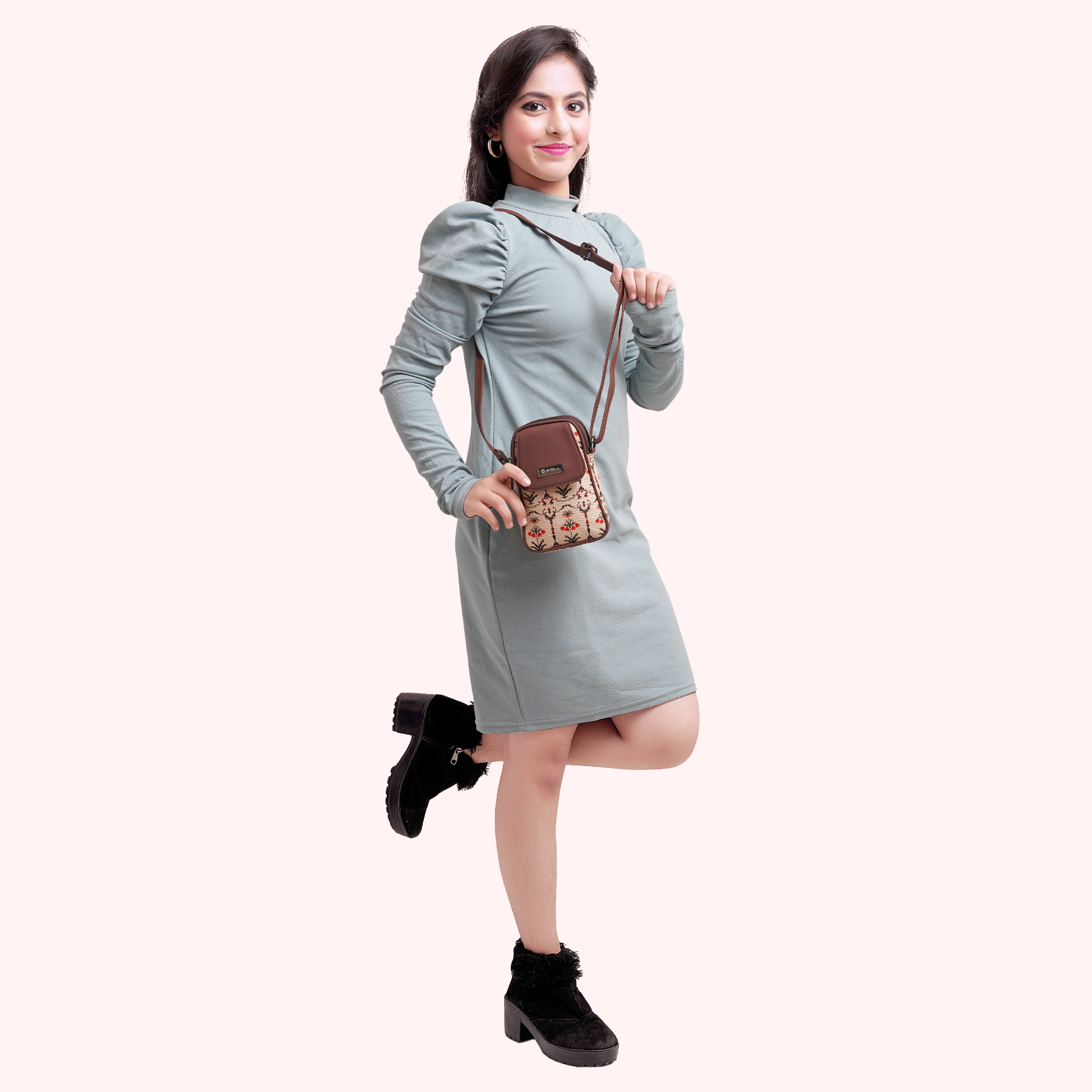 Madhubani Print Mobile Pouch